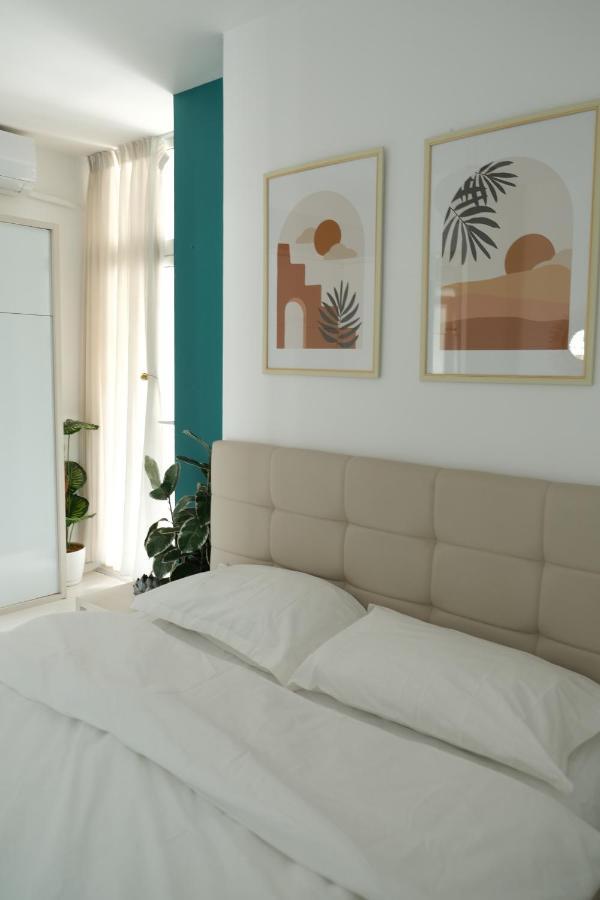 Modern Apartment At Train Station Tirana Exterior photo
